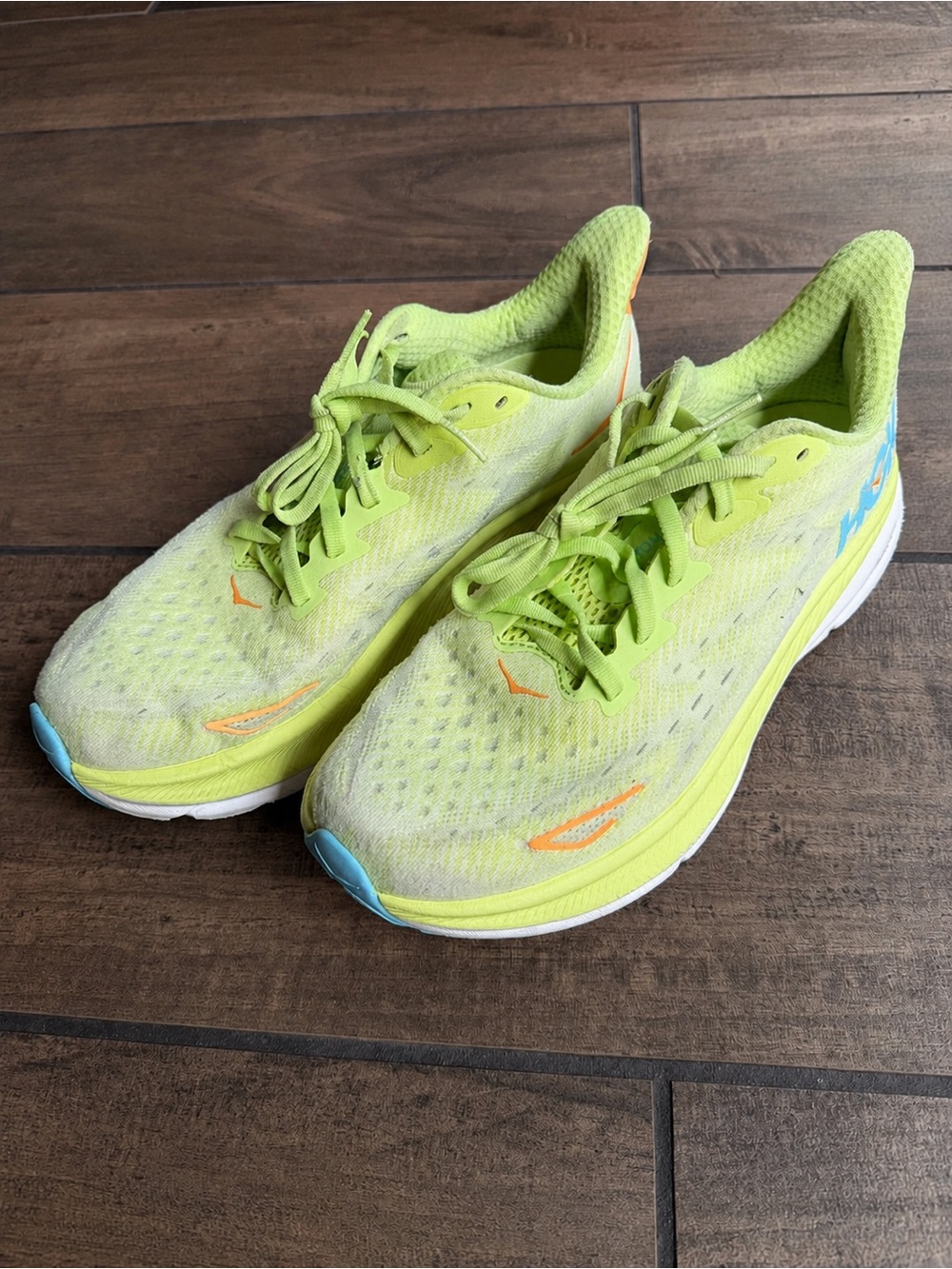 Hoka One One Clifton 9 Women’s Size 8